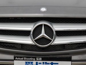 2015GLA 220 4MATIC r ^