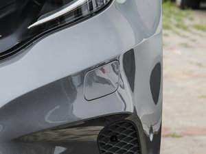 2015GLA 220 4MATIC r ^