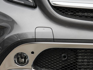 2015GLA 220 4MATIC r ^