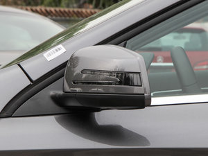 2015GLA 220 4MATIC r ^