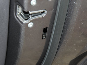 2015GLA 220 4MATIC r g