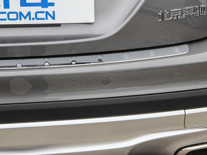 2015GLA 220 4MATIC r ^