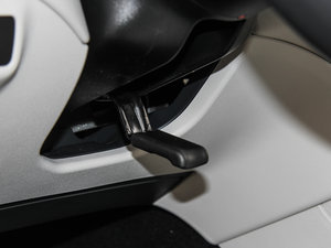 2015GLA 220 4MATIC r g