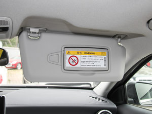 2015GLA 220 4MATIC r g