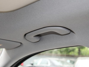 2015GLA 220 4MATIC r g