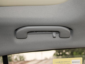 2015GLA 220 4MATIC r g