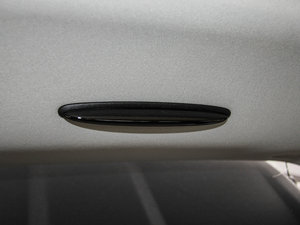 2015GLA 220 4MATIC r g