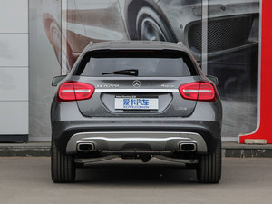 2015款GLA 220 4MATIC 时尚型 正后	