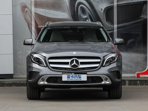 2015款GLA 220 4MATIC 时尚型 正前