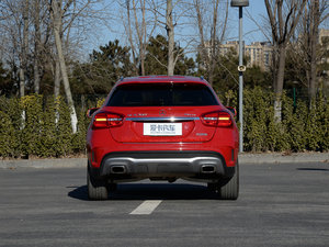 2015GLA 260 4MATIC \ ^