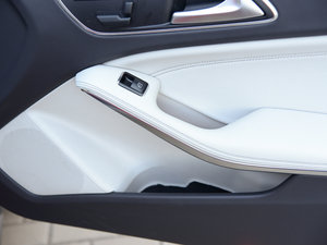 2015GLA 260 4MATIC \ g