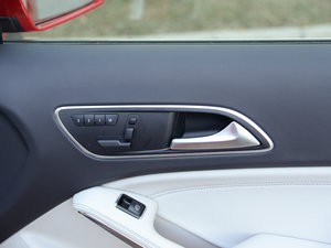 2015GLA 260 4MATIC \ g