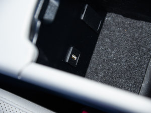 2015GLA 260 4MATIC \(yn)(dng) g