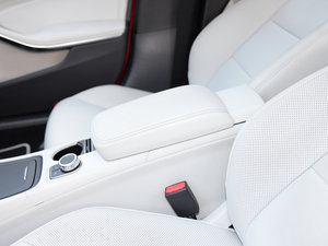 2015GLA 260 4MATIC \ 