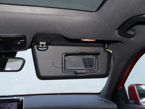 2015GLA 260 4MATIC \ g