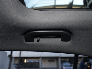 2015GLA 260 4MATIC \ g