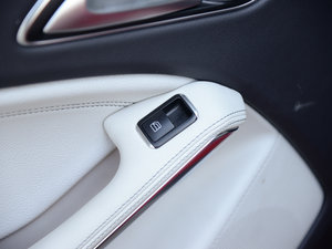 2015GLA 260 4MATIC \ п؅^