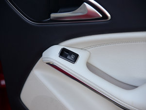 2015GLA 260 4MATIC \ п؅^