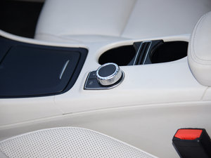 2015GLA 260 4MATIC \ п؅^