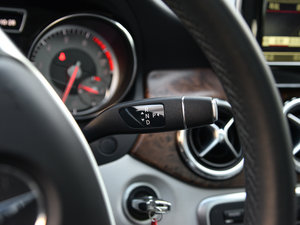 2015款GLA 260 4MATIC 运动型 换挡杆