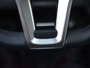 2015GLA 260 4MATIC \ п؅^