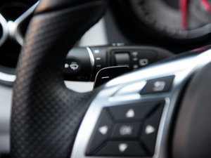 2015GLA 260 4MATIC \ п؅^