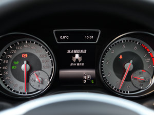 2015GLA 260 4MATIC \ п؅^