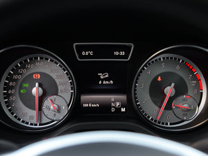 2015GLA 260 4MATIC \ п؅^(q)