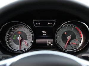 2015GLA 260 4MATIC \ п؅^(q)