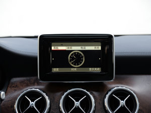 2015GLA 260 4MATIC \ п؅^(q)