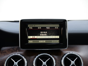 2015GLA 260 4MATIC \ п؅^(q)