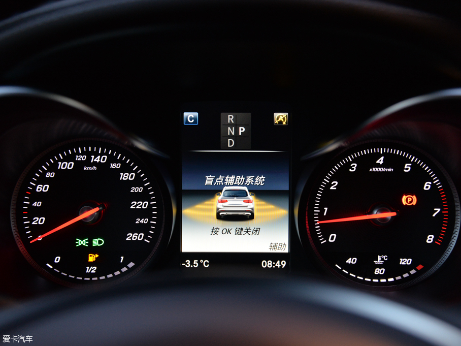 2016��YGLC GLC 260 4MATIC���A��