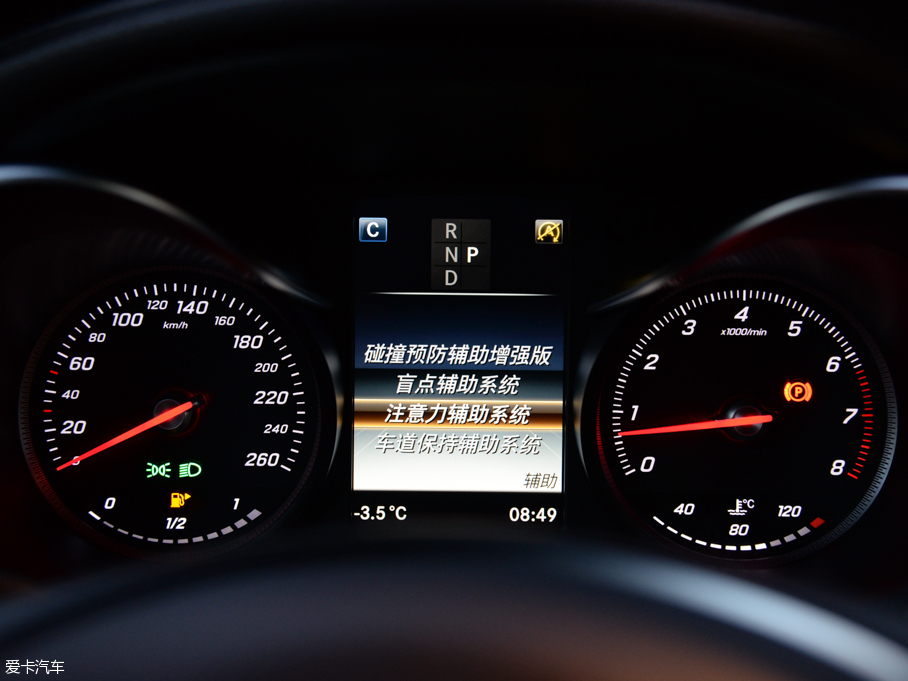 2016��YGLC GLC 260 4MATIC���A��