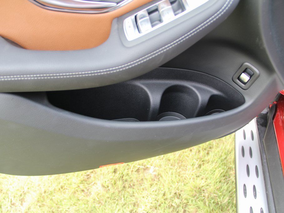 2016YGLC GLC 300 4MATICA