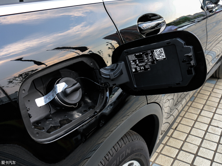 2016YGLC GLC 260 4MATICӸ