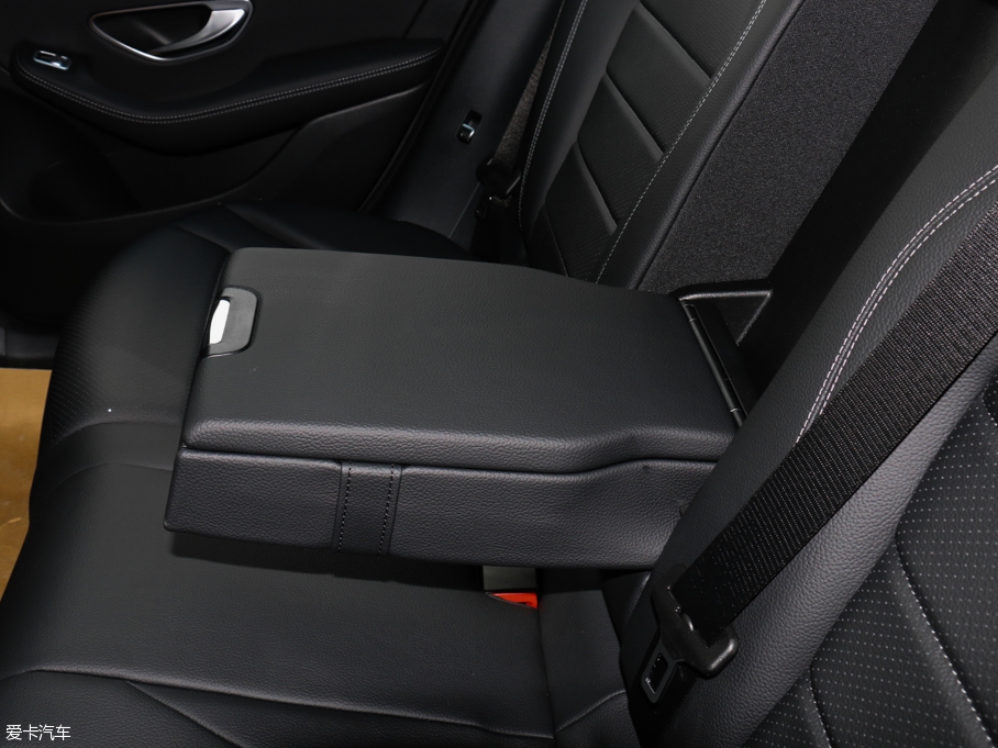 2016YGLC GLC 260 4MATIC(dng)