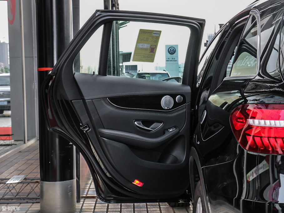 2016YGLC GLC 260 4MATIC(dng)