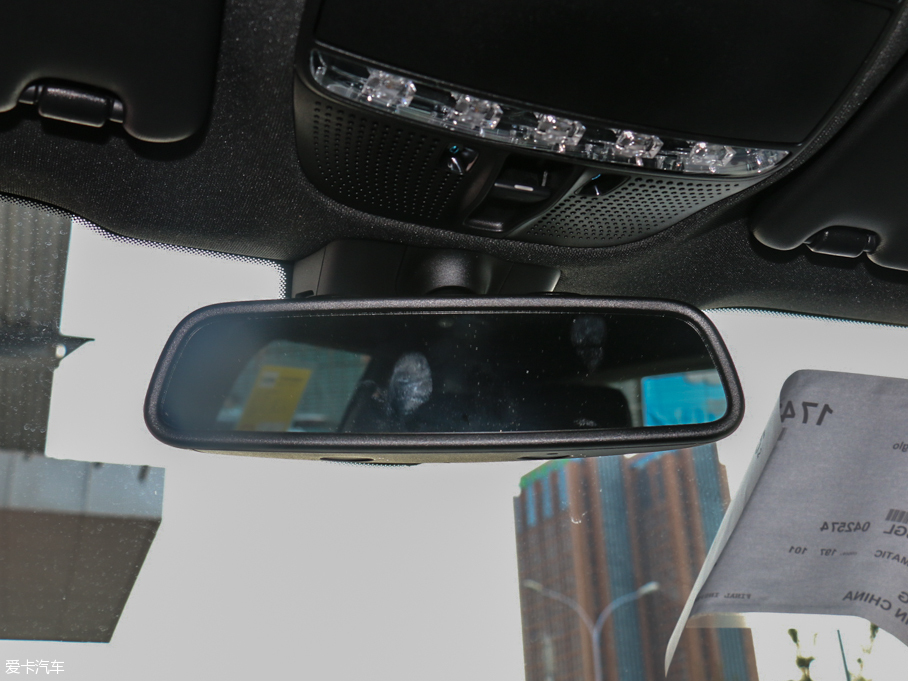 2016YGLC GLC 260 4MATICӸ