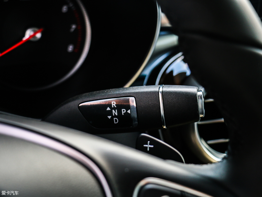 2016��YGLC GLC 260 4MATIC�Ӹ���