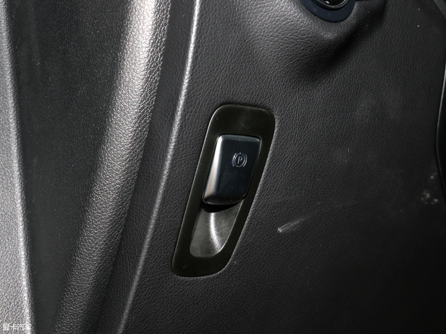 2016YGLC GLC 260 4MATICӸ