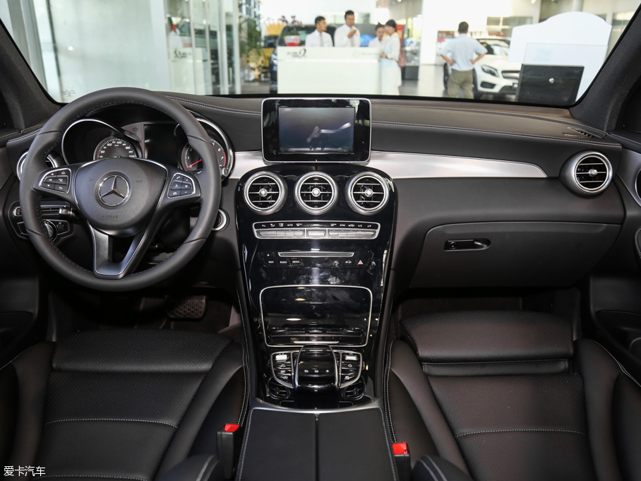 2016YGLC GLC 200 4MATIC