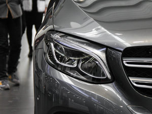 2016GLC 260 4MATICA ^