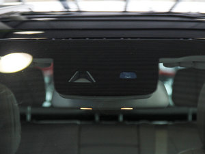 2016GLC 260 4MATICA ^