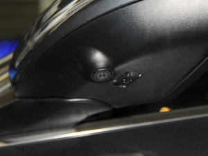 2016GLC 260 4MATICA ^