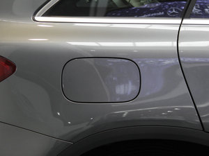 2016GLC 260 4MATICA ^