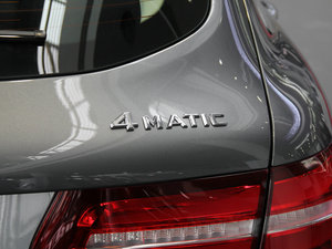 2016GLC 260 4MATICA ^