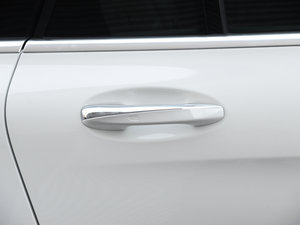 2016GLC 260 4MATICA ^