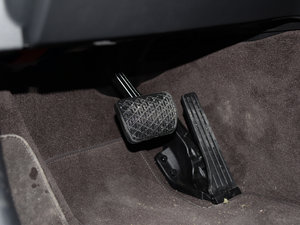 2016GLC 260 4MATICA п؅^