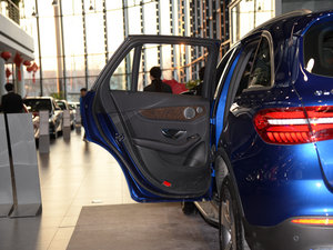 2016GLC 300 4MATICA ܇T