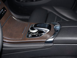 2016GLC 300 4MATICA QU